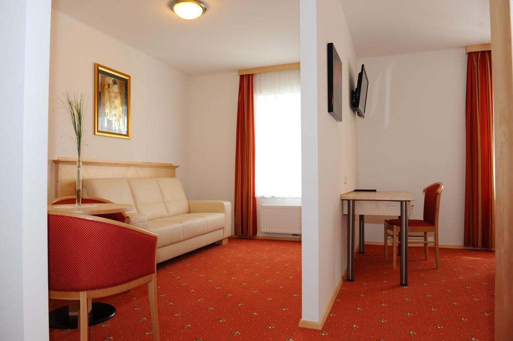 Hotel-Gasthof-Fleischerei - Zur Alten Post Schwanberg Eksteriør billede